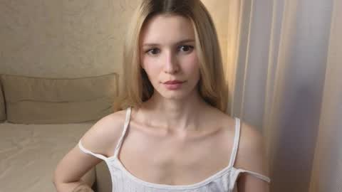 Snapshot of yennaone chatting on May 2026 04:46:01 PM Yenna online show from May 2026 04:46:01 PM