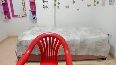 yeri_loop online show from November 2025 12:21:01 AM