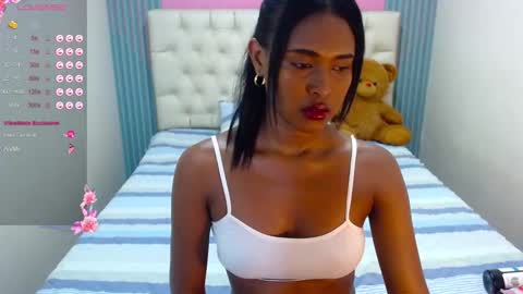 IM YESSICA online show from September 2025 04:40:02 AM