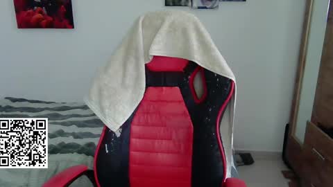 yessica_gomez01 online show from April 2026 10:47:01 PM