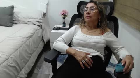 jessy online show from April 2026 01:52:01 AM