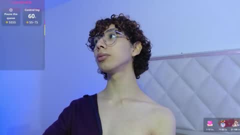  Yessy  online show from October 2025 07:16:02 PM