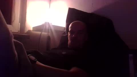 yewloo online show from November 2025 03:45:01 PM