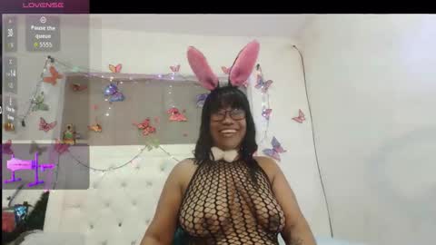 Yhazan Blake online show from November 2025 04:14:01 AM