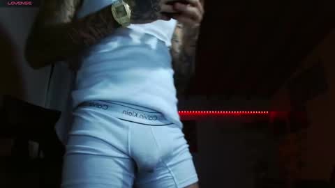 Snapshot of yio__cohen chatting on October 2025 04:46:02 AM yio cohen online show from October 2025 04:46:02 AM