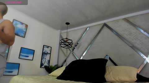 Snapshot of yiyo10_ chatting on December 2024 03:03:01 PM Yiyo online show from December 2024 03:03:01 PM