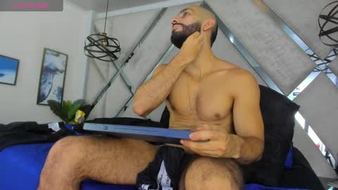 Snapshot of yiyo10_ chatting on January 2025 08:06:01 AM Yiyo online show from January 2025 08:06:01 AM