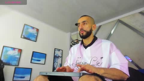 Snapshot of yiyo10_ chatting on January 2025 04:21:01 AM Yiyo online show from January 2025 04:21:01 AM