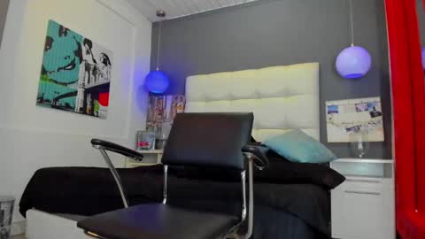 Snapshot of yiyo10_ chatting on February 2025 08:39:01 AM Yiyo online show from February 2025 08:39:01 AM