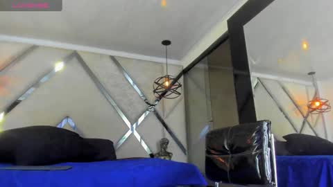 Snapshot of yiyo10_ chatting on March 2025 03:35:01 AM Yiyo online show from March 2025 03:35:01 AM