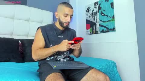 Snapshot of yiyo10_ chatting on October 2025 02:20:01 AM Yiyo online show from October 2025 02:20:01 AM