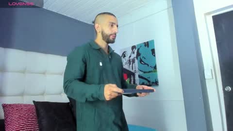 Snapshot of yiyo10_ chatting on October 2025 03:59:01 AM Yiyo online show from October 2025 03:59:01 AM