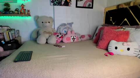 lucy online show from October 2025 08:34:02 AM