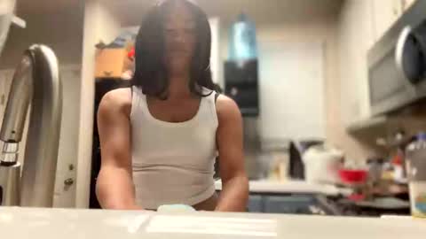 Snapshot of ynaong chatting on January 2025 06:38:01 AM Palmela Handerson online show from January 2025 06:38:01 AM