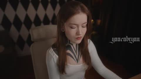 Snapshot of ynnenbrynn chatting on November 2025 10:27:01 AM ynnenbrynn online show from November 2025 10:27:01 AM