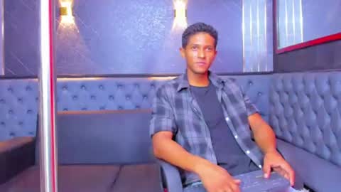 Yoel online show from June 2026 07:22:02 PM