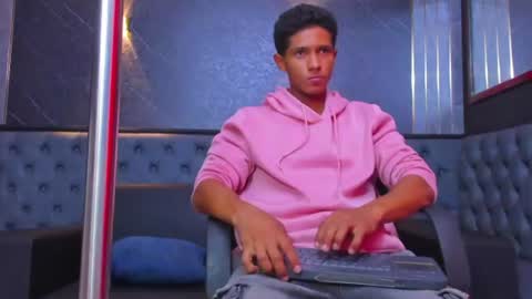 Yoel online show from June 2026 07:31:02 PM