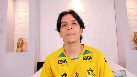 Yoiirchi online show from April 2026 05:25:01 PM