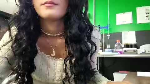 Snapshot of yoitshoney chatting on May 2026 05:22:02 PM Yoitshoney online show from May 2026 05:22:02 PM