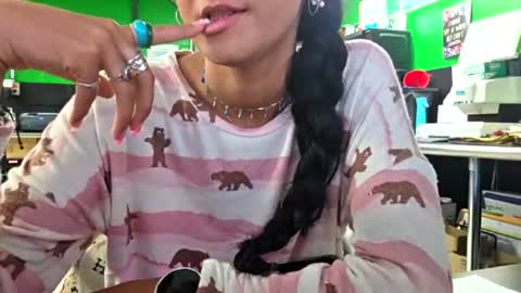 Snapshot of yoitshoney chatting on June 2026 01:15:02 PM Yoitshoney online show from June 2026 01:15:02 PM