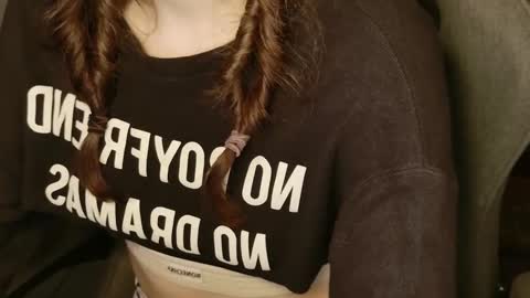 yoka_paradoxxx online show from December 2025 05:48:01 AM