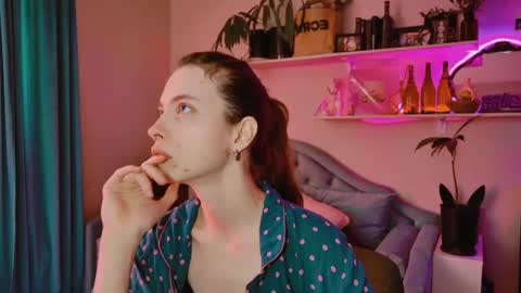 yoka_paradoxxx online show from June 2026 12:30:02 PM
