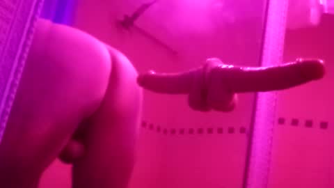 Yolodildo online show from September 2025 09:08:02 AM