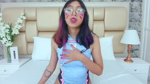 Snapshot of yommi_winx chatting on December 2024 08:03:02 PM Yommi Winx online show from December 2024 08:03:02 PM
