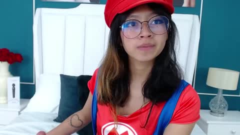 Snapshot of yommi_winx chatting on January 2025 09:55:02 PM Yommi Winx online show from January 2025 09:55:02 PM