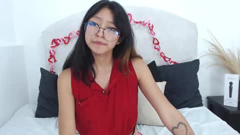 Snapshot of yommi_winx chatting on February 2025 01:34:01 AM Yommi Winx online show from February 2025 01:34:01 AM