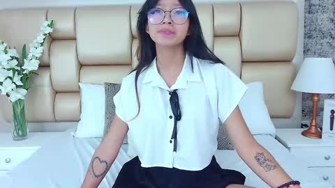 Snapshot of yommi_winx chatting on March 2025 09:28:01 AM Yommi Winx online show from March 2025 09:28:01 AM