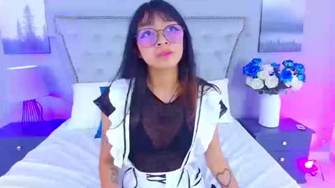 Snapshot of yommi_winx chatting on September 2025 09:37:01 PM Yommi Winx online show from September 2025 09:37:01 PM
