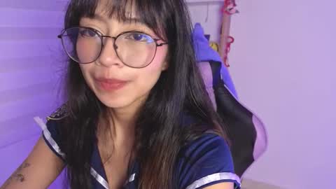 Snapshot of yommi_winx chatting on November 2025 02:12:01 AM Yommi Winx online show from November 2025 02:12:01 AM