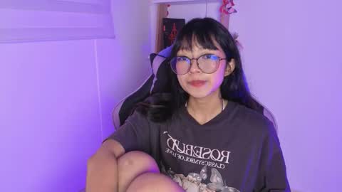 Snapshot of yommi_winx chatting on December 2025 02:17:02 AM Yommi Winx online show from December 2025 02:17:02 AM