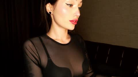 Sophie online show from January 2025 07:40:01 PM