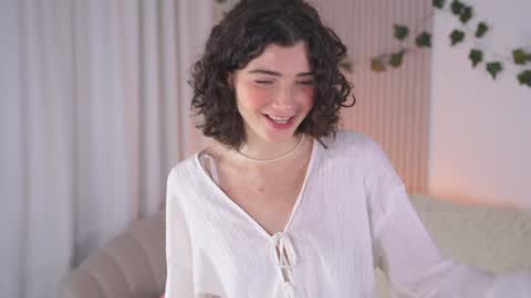 Elizabeth brunette -- Darline blonde  online show from December 2024 07:09:01 AM