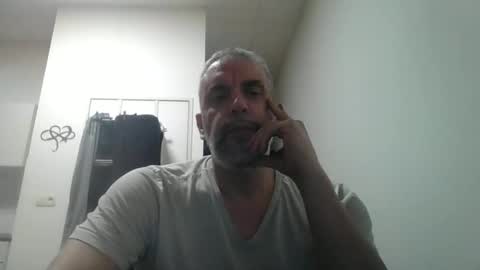 CrayZio online show from February 2026 03:51:01 PM