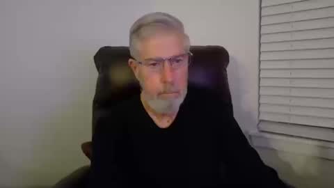 Colorado Guy Straight online show from October 2025 12:39:01 PM