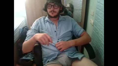 Snapshot of younromki chatting on June 2026 11:15:01 AM A... online show from June 2026 11:15:01 AM