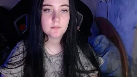 your_8a8y online show from November 2025 07:48:02 PM