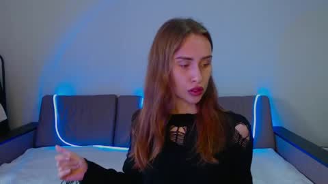 Snapshot of your_ameliaa chatting on April 2026 12:22:02 PM Amelia online show from April 2026 12:22:02 PM