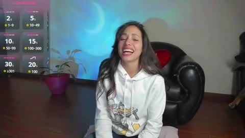 mia3 online show from December 2024 11:19:01 PM