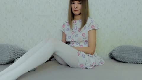 Snapshot of your_caramelka chatting on December 2024 05:37:01 AM Lily online show from December 2024 05:37:01 AM