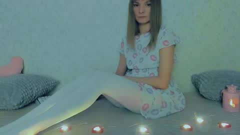 Snapshot of your_caramelka chatting on February 2025 10:43:02 AM Lily online show from February 2025 10:43:02 AM