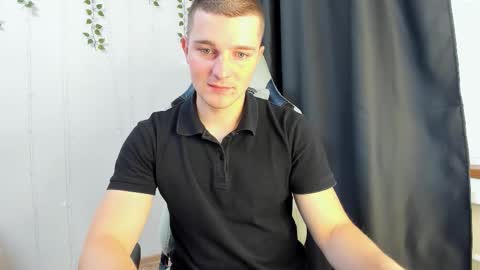 Snapshot of your_claddagh chatting on September 2025 07:35:01 AM your_claddagh online show from September 2025 07:35:01 AM