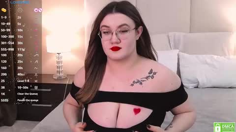 Nancy online show from January 2025 08:00:01 PM