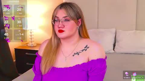 Nancy online show from September 2025 01:02:02 PM