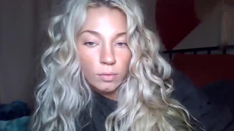 your_fav1 online show from September 2025 03:54:01 AM