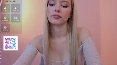 Olivia online show from November 2025 08:11:02 PM