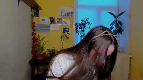 Leslie online show from December 2024 12:31:01 PM